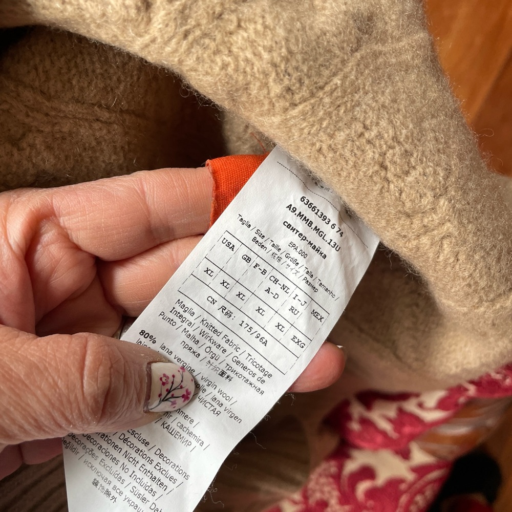 Beautiful Max Mara wool/ cashmere sweater - Picture 6 of 6